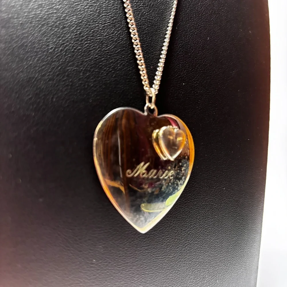 Pendant Necklace Silver Tone‎ Photo Locket on Large Heart Marie